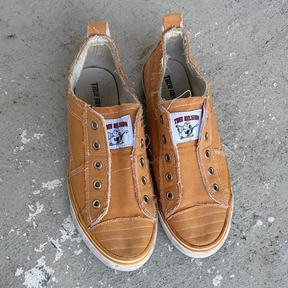 True religion laceless sneakers